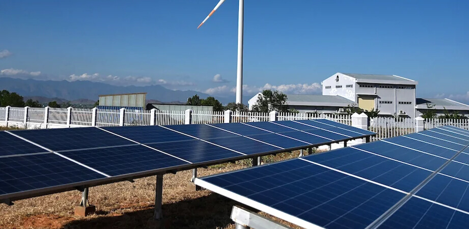 Komercyjny hybrydowy układ słoneczny o mocy 15 kW w Chinach